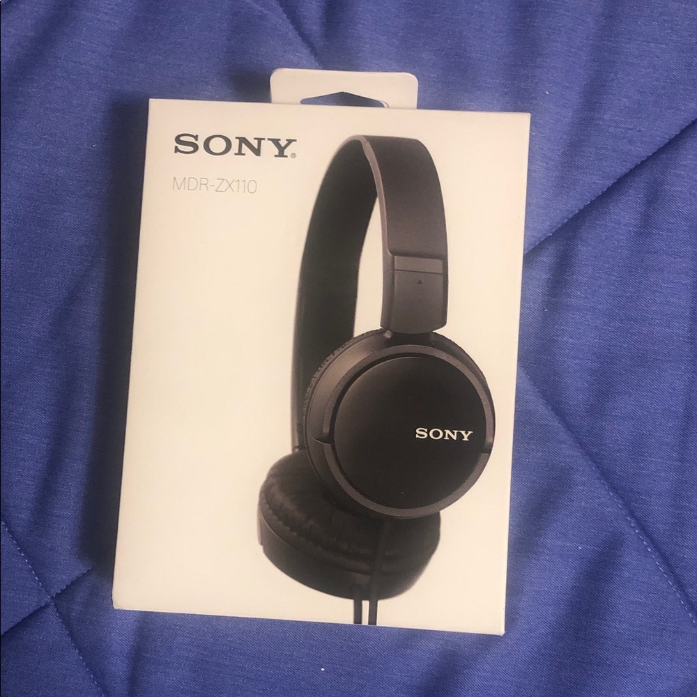 Sony Black On-Ear MDR-ZX110 Headphones
